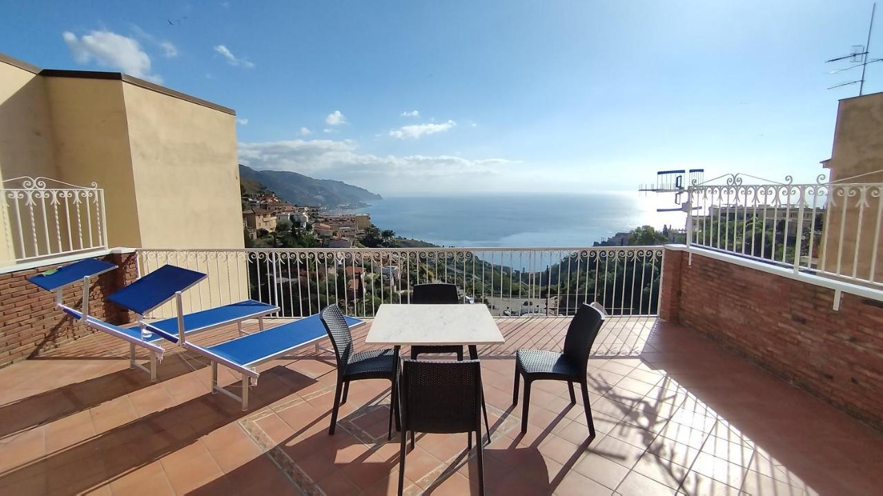 Casa Carmela Panoramic Center Apartment Taormina Exterior photo